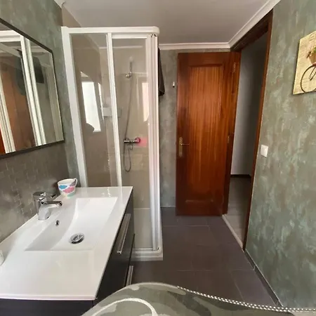 Piso En El Centro De Con Wifi * Santander